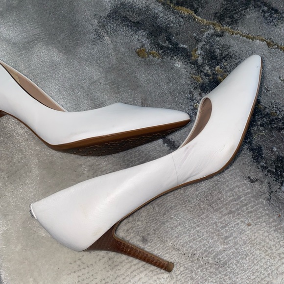 KARL LAGERFELD - Pointed Toe Pumps, White, Size 8.5 US - Picture 7 of 10